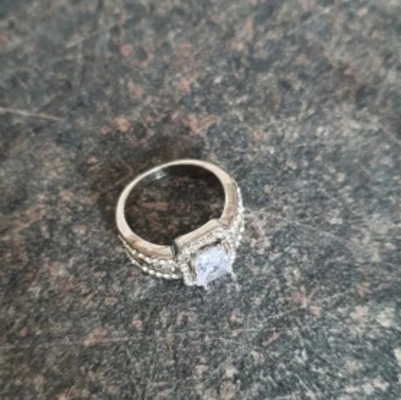 Beautiful vintage ring for women! - Picture 2 of 4